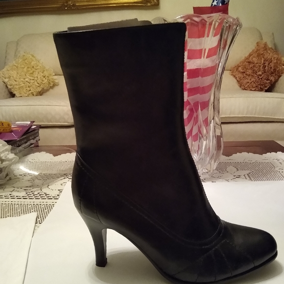 Charlotte Russe Boots - Picture 5 of 8